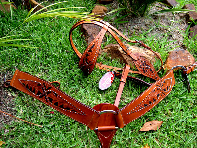 BRIDLE BREAST COLLAR WESTERN LEATHER HEADSTALL CARVED  