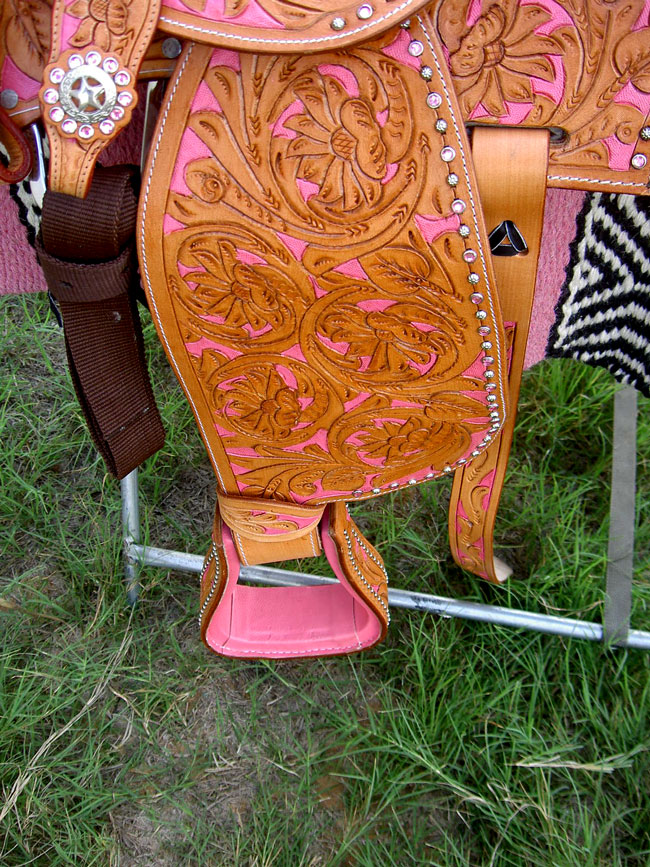   LEATHER BARREL SHOW PLEASURE SADDLE TACK BLANKET SET PINK DREAM DEAL